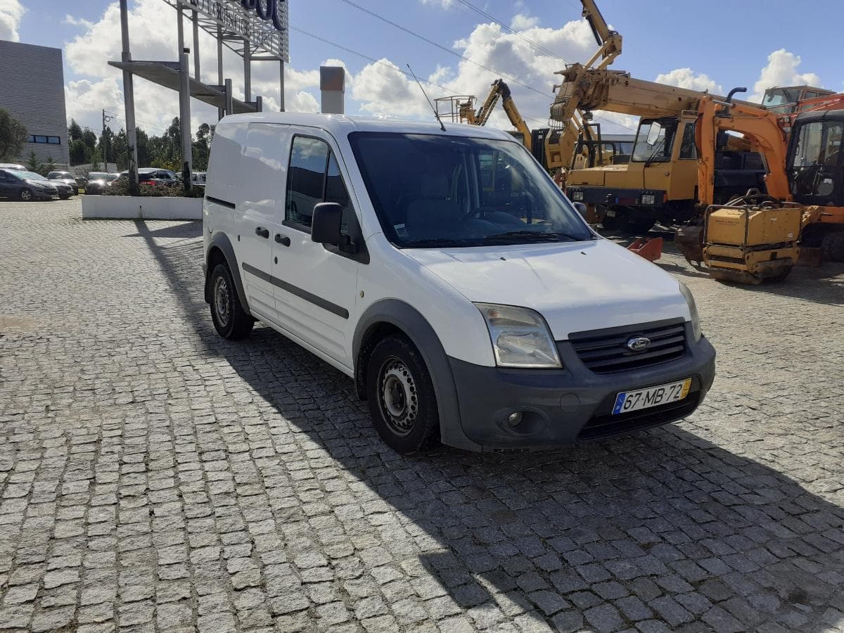 Ford Transit Connect · Ano 2011 — imagem 1