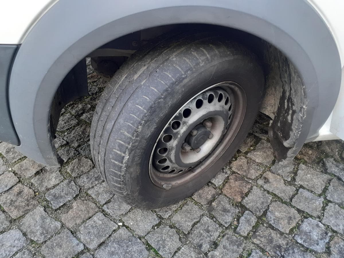 Ford Transit Connect · Ano 2011 — imagem 22