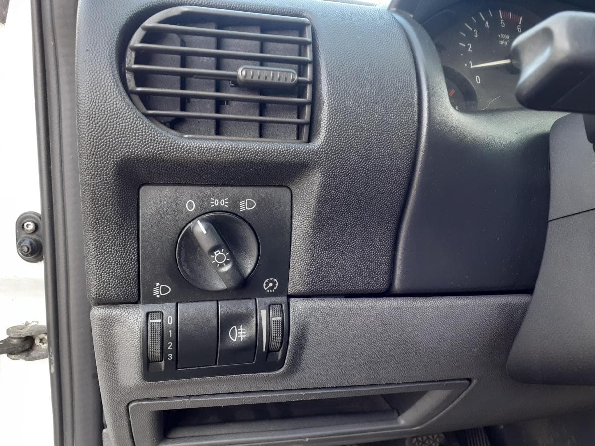 Opel Combo 1.7 CDI · Ano 2004 — imagem 13