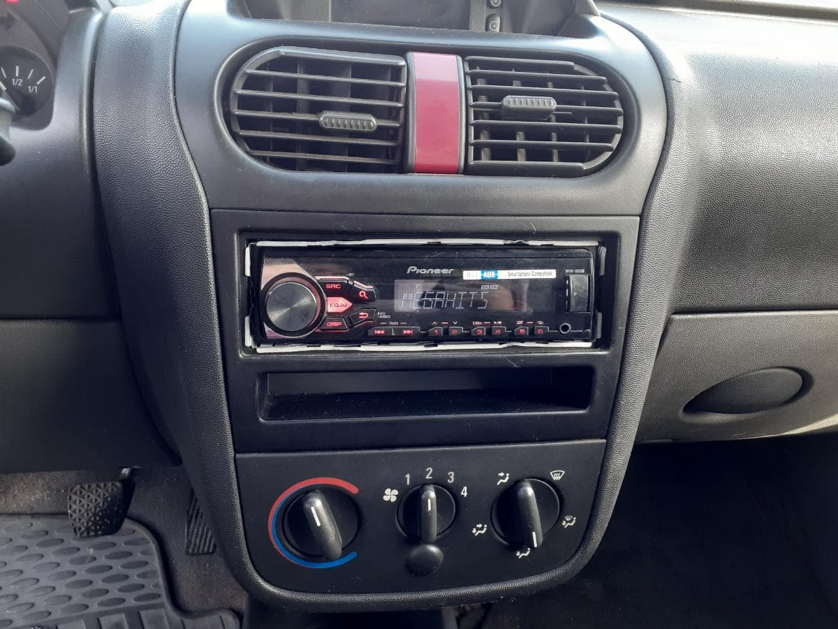 Opel Combo 1.7 CDI · Ano 2004 — imagem 17