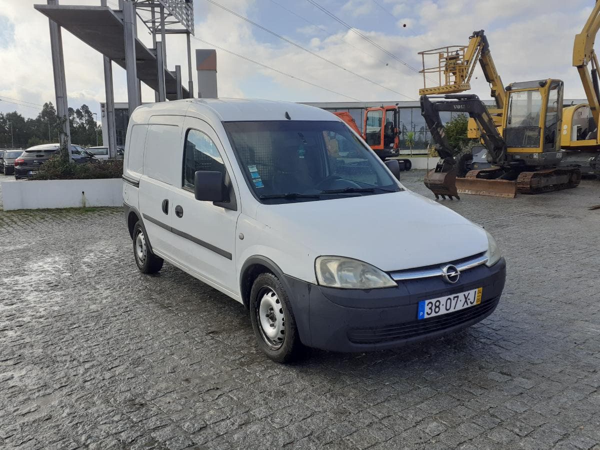 Opel Combo 1.7 CDI · Ano 2004 — imagem 1