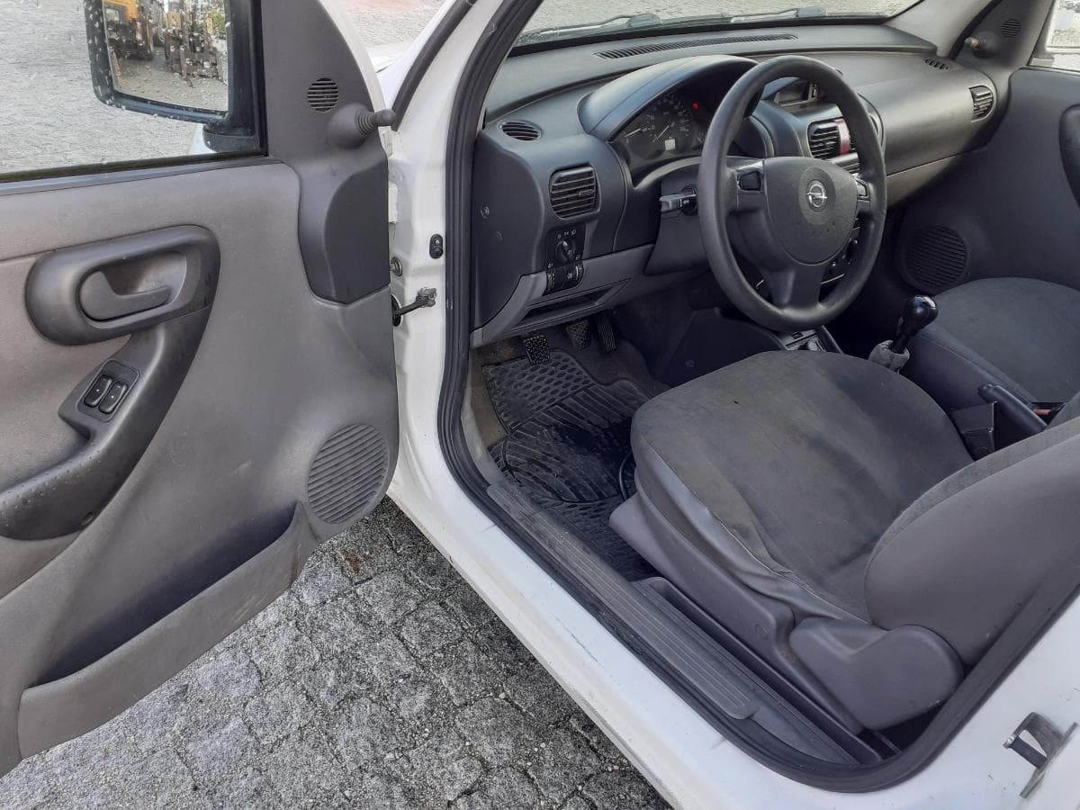 Opel Combo 1.7 CDI · Ano 2004 — imagem 10