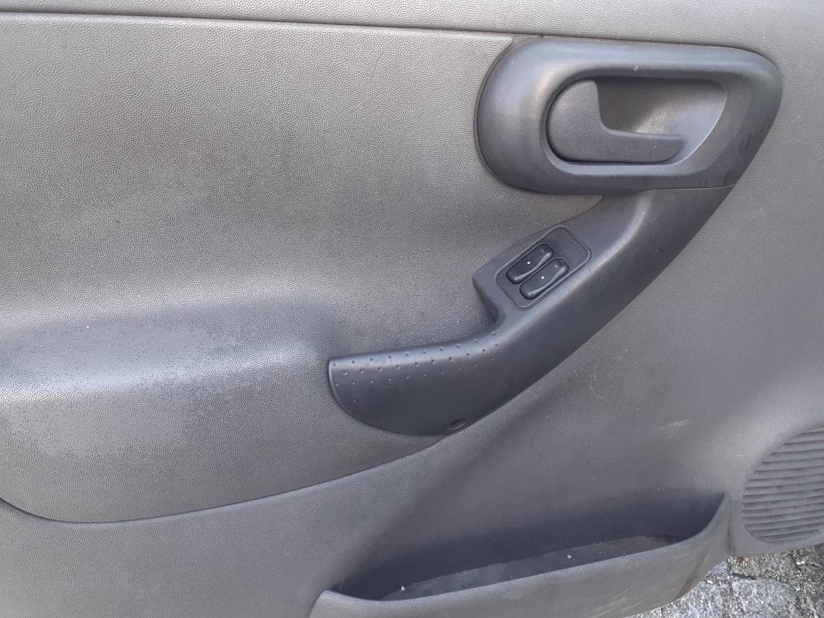 Opel Combo 1.7 CDI · Ano 2004 — imagem 18