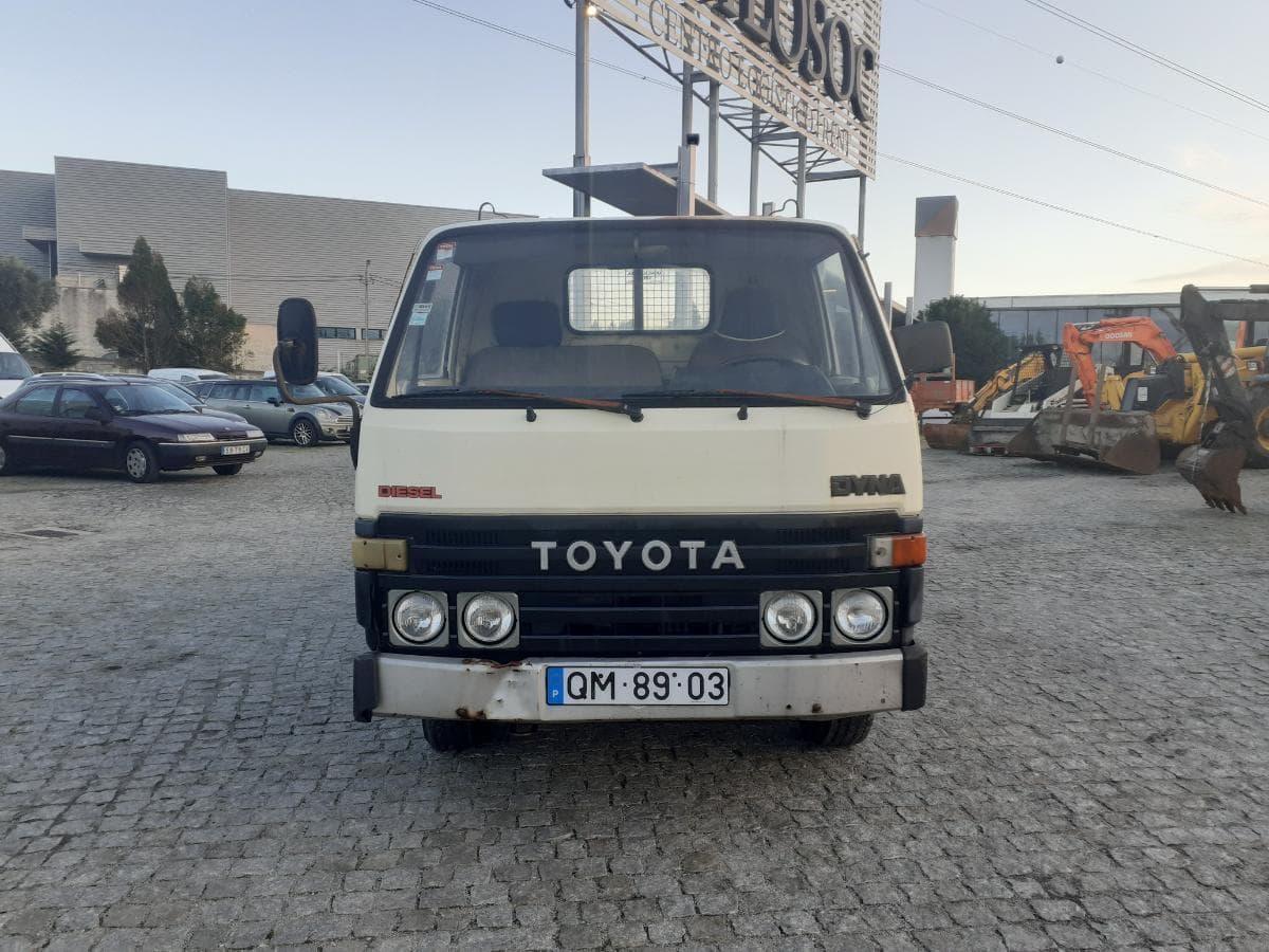 Toyota Dyna 150 · Año 1987 — imagen 2