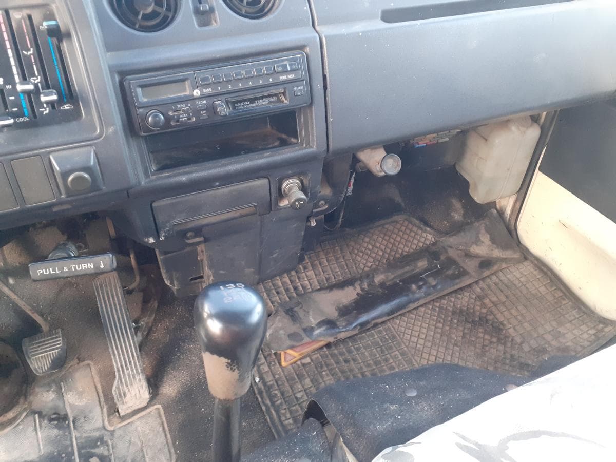 Toyota Dyna 150 · Año 1987 — imagen 14