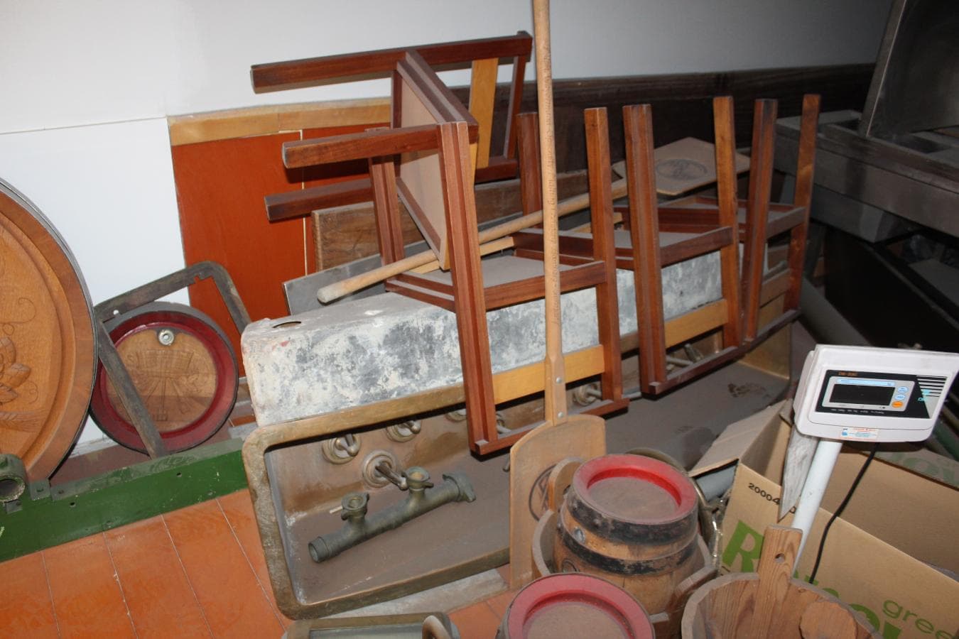 Antiguidades · Equipamentos de Engarrafamento Artesanal — imagem 14