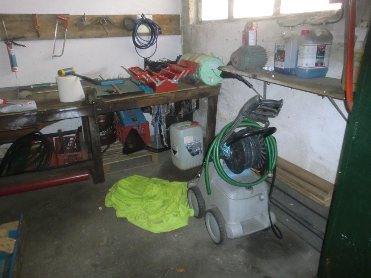 Aparelho de Soldar + Máquina de lavar à pressão + Compressor  + Equipamento Restauração + Diversos — imagen 1