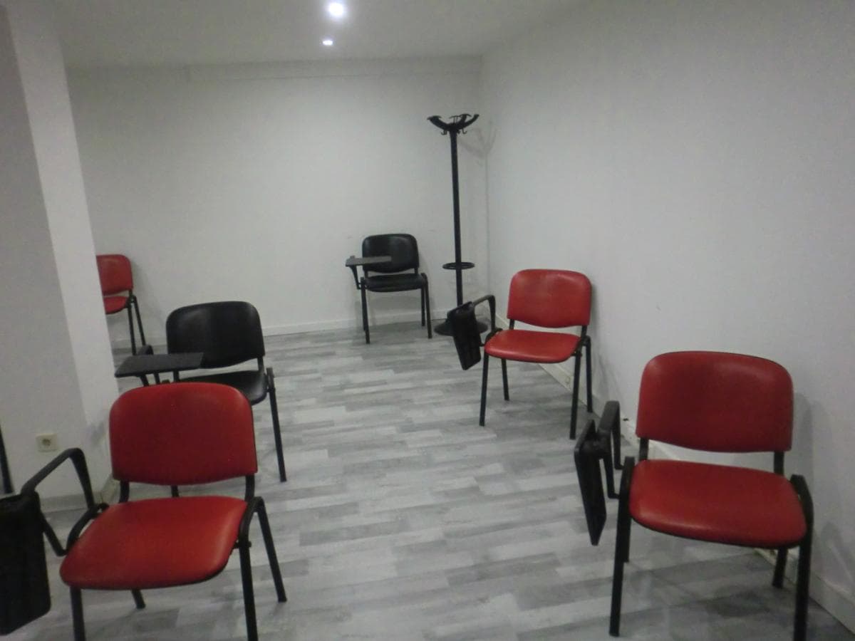 Escuela de Conducción - Espinho — imagen 25