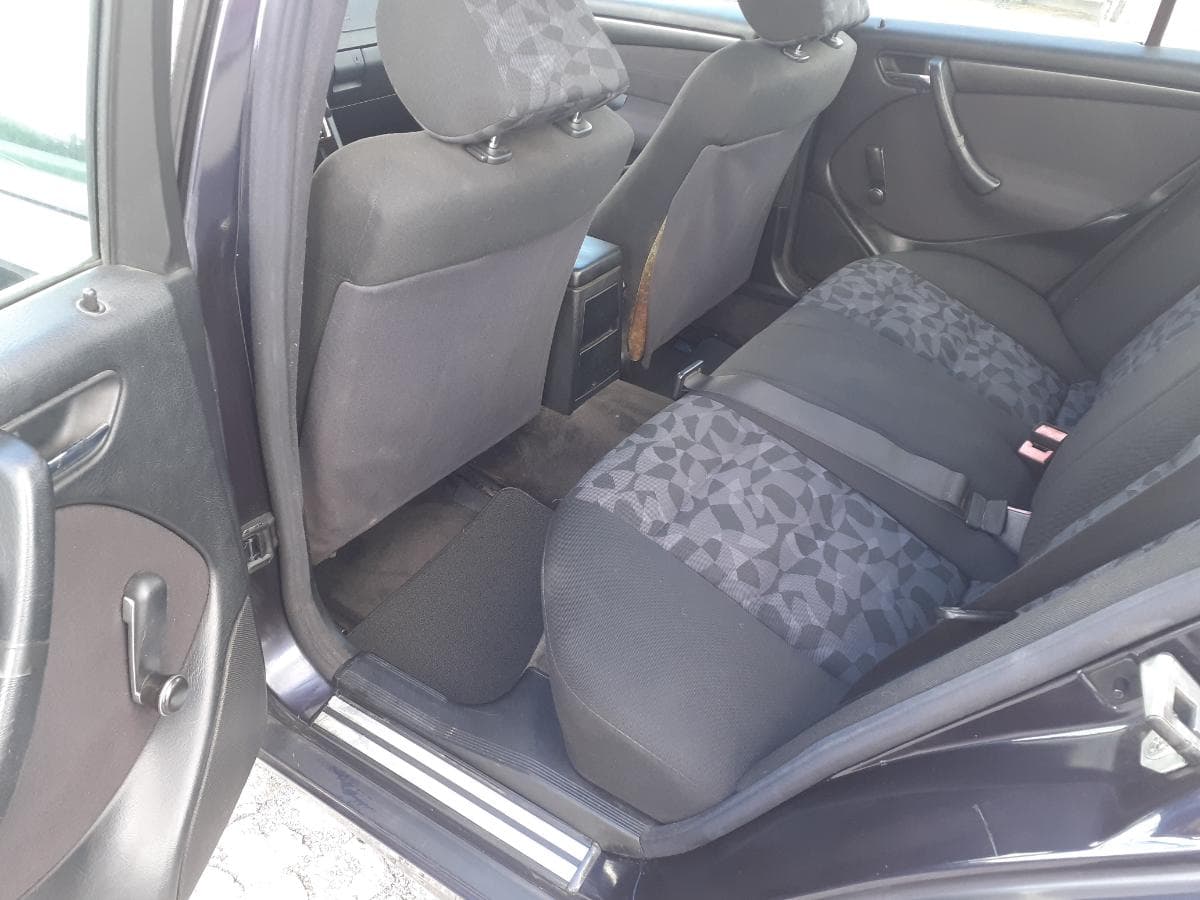 Mercedes-Benz C220 D · Ano 1997 — imagem 14