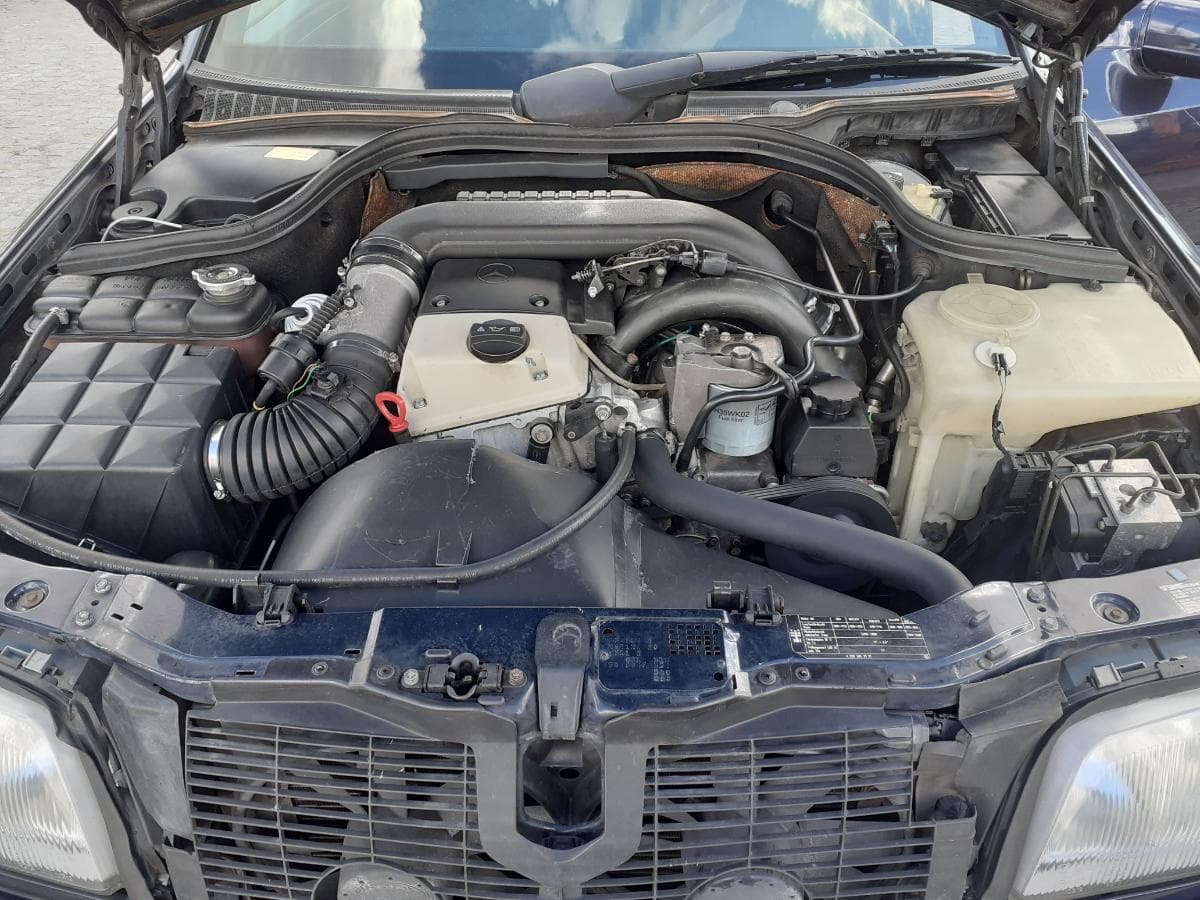 Mercedes-Benz C220 D · Ano 1997 — imagem 21