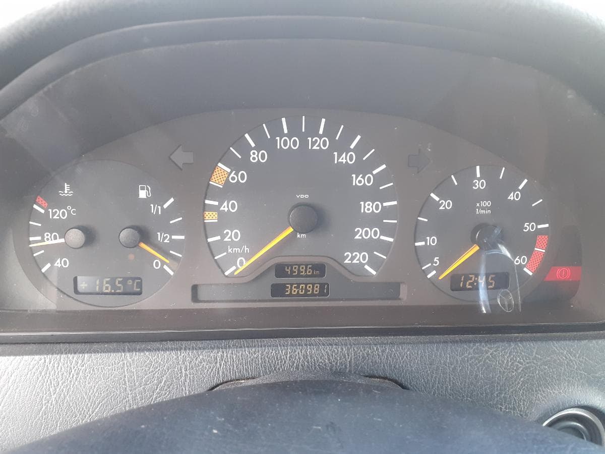 Mercedes-Benz C220 D · Ano 1997 — imagem 18