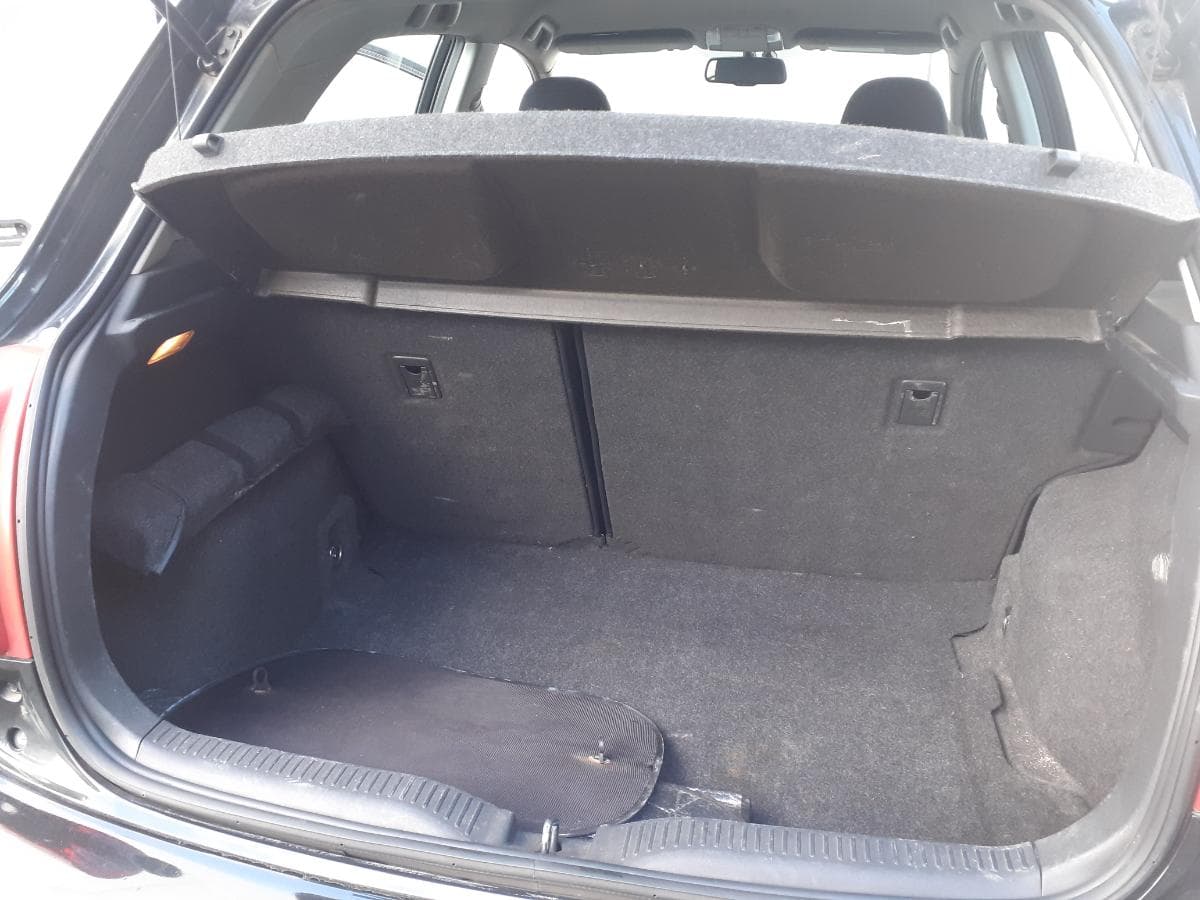 Toyota Auris 1.4 D-4D · Ano 2009 06-HD-34 · — imagem 7
