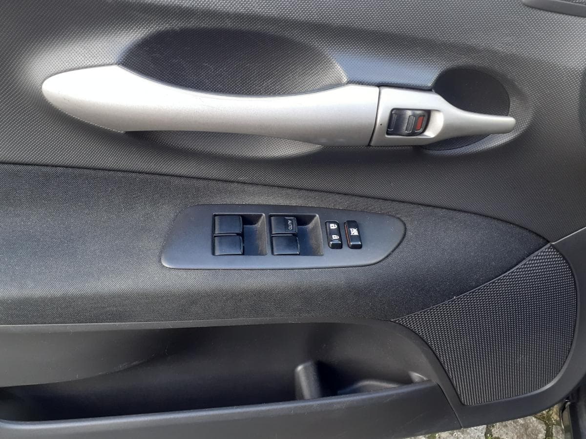 Toyota Auris 1.4 D-4D · Ano 2009 06-HD-34 · — imagem 16