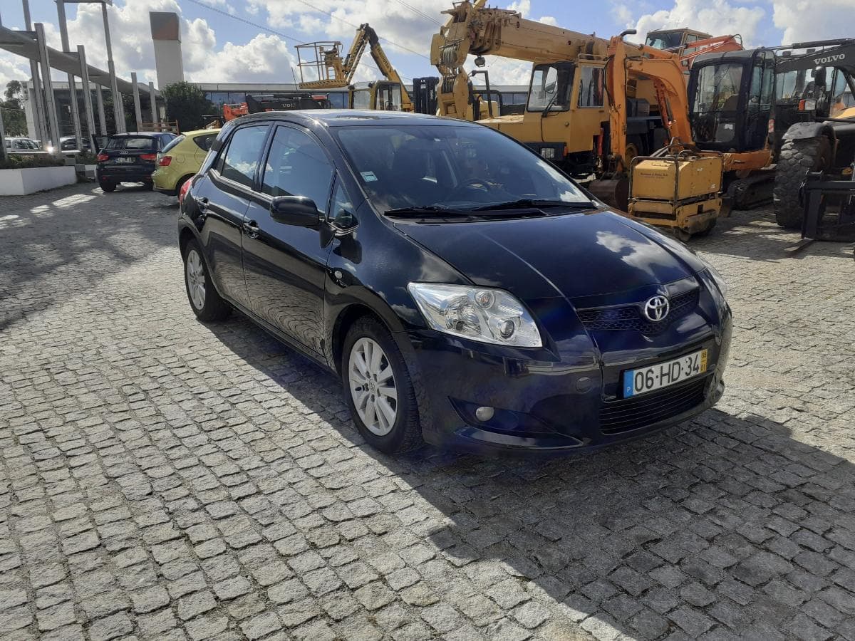 Toyota Auris 1.4 D-4D · Ano 2009 06-HD-34 · — imagem 1