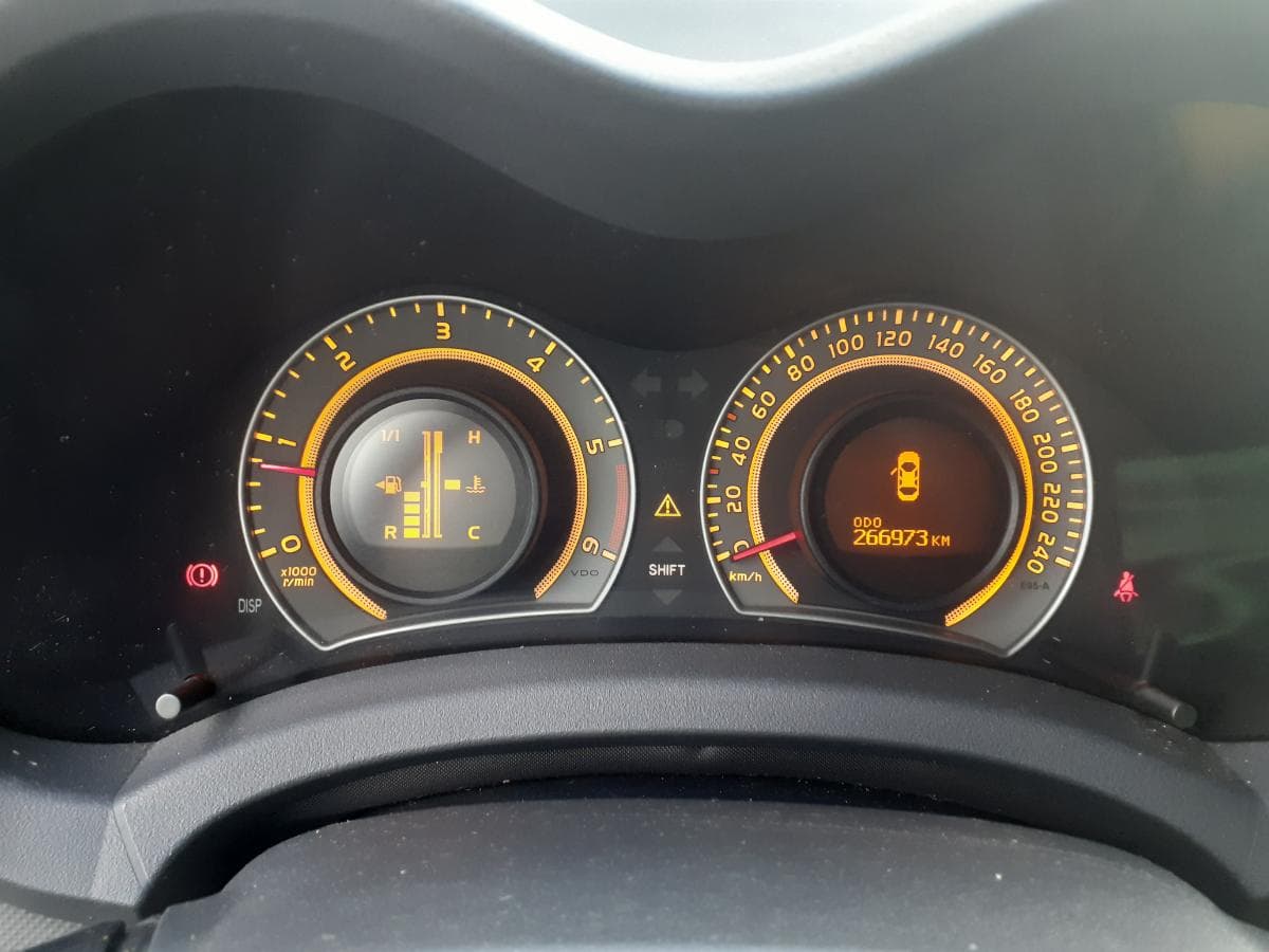 Toyota Auris 1.4 D-4D · Ano 2009 06-HD-34 · — imagem 18