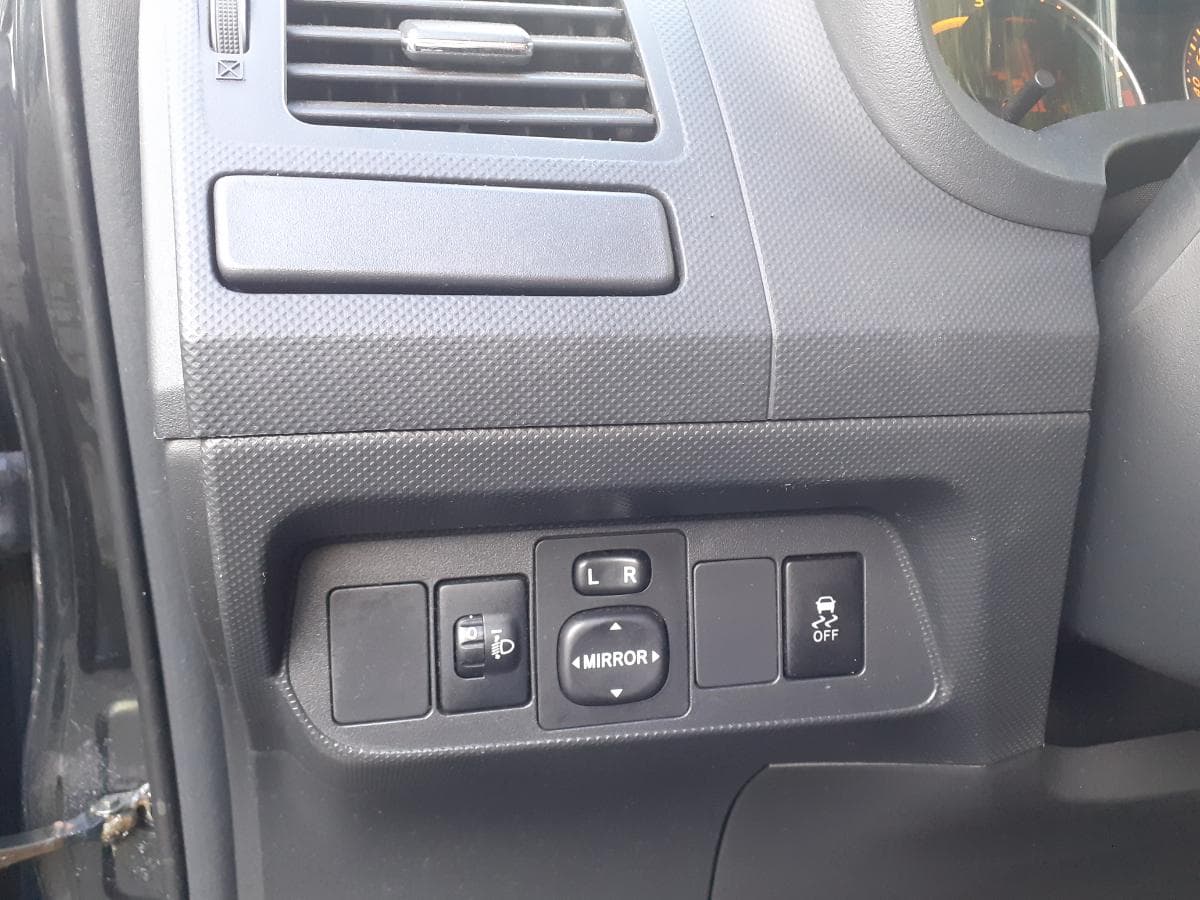 Toyota Auris 1.4 D-4D · Ano 2009 06-HD-34 · — imagem 19