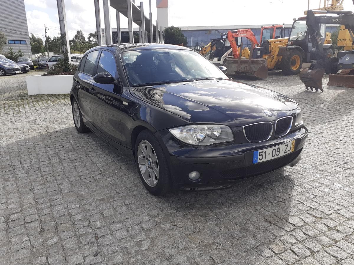 BMW 116i · ANO 2005 — image 1
