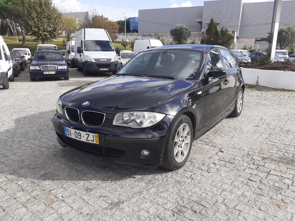 BMW 116i · ANO 2005 — image 3