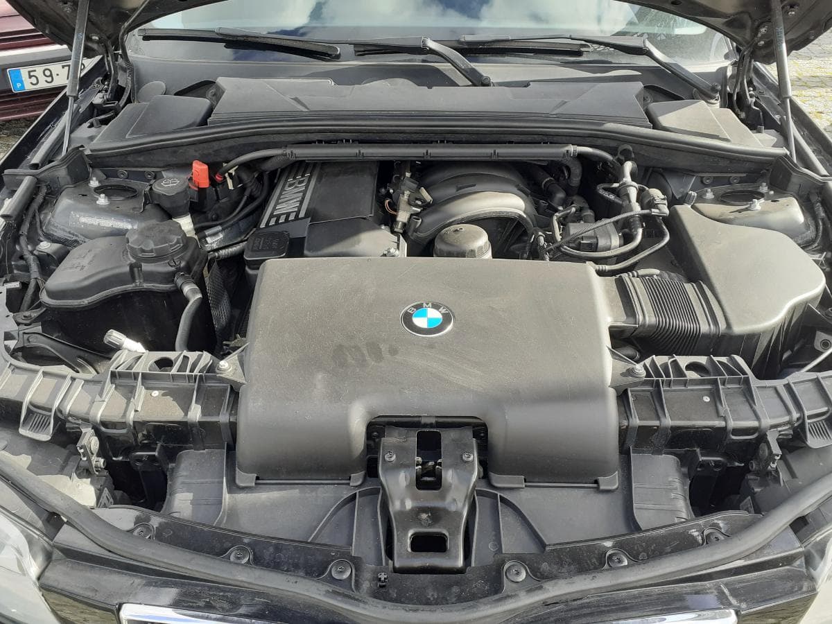 BMW 116i · ANO 2005 — image 19