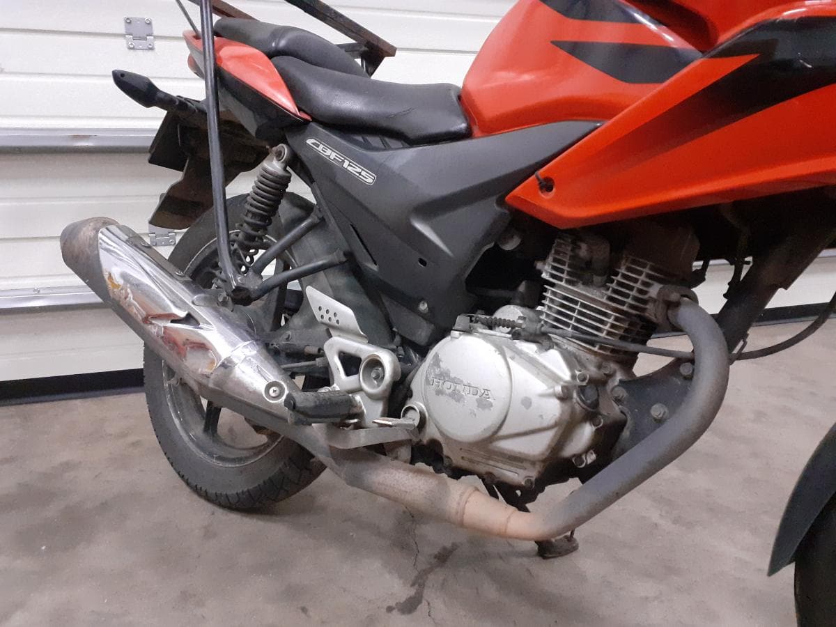 Honda CBF · Ano 2012 — imagem 6