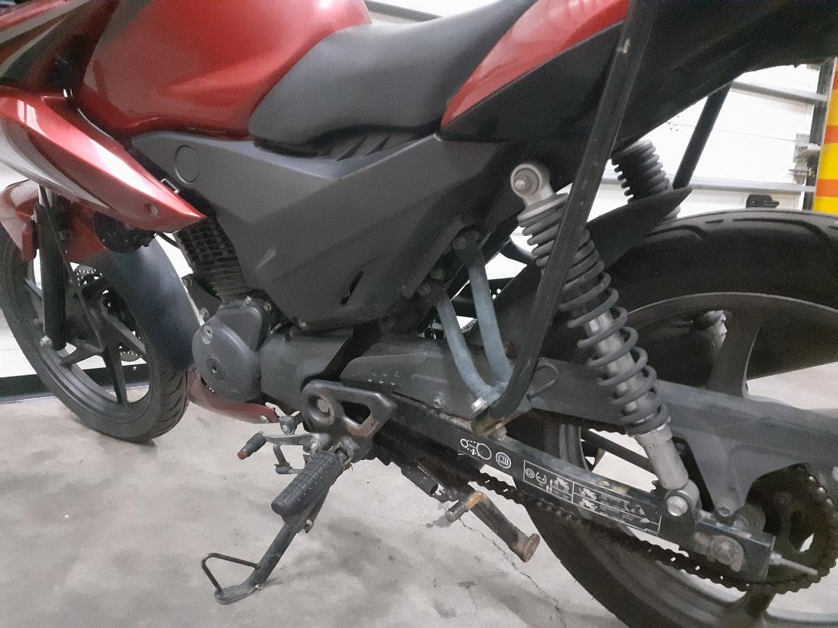 Honda CBF · Année 2013 — image 8