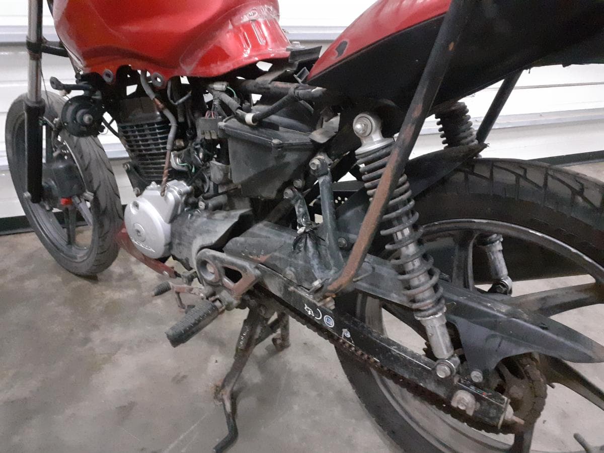 Honda CBF · Ano 2013 — imagem 7