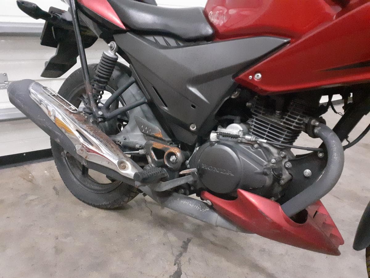 Honda CBF · Ano 2013 — imagem 7