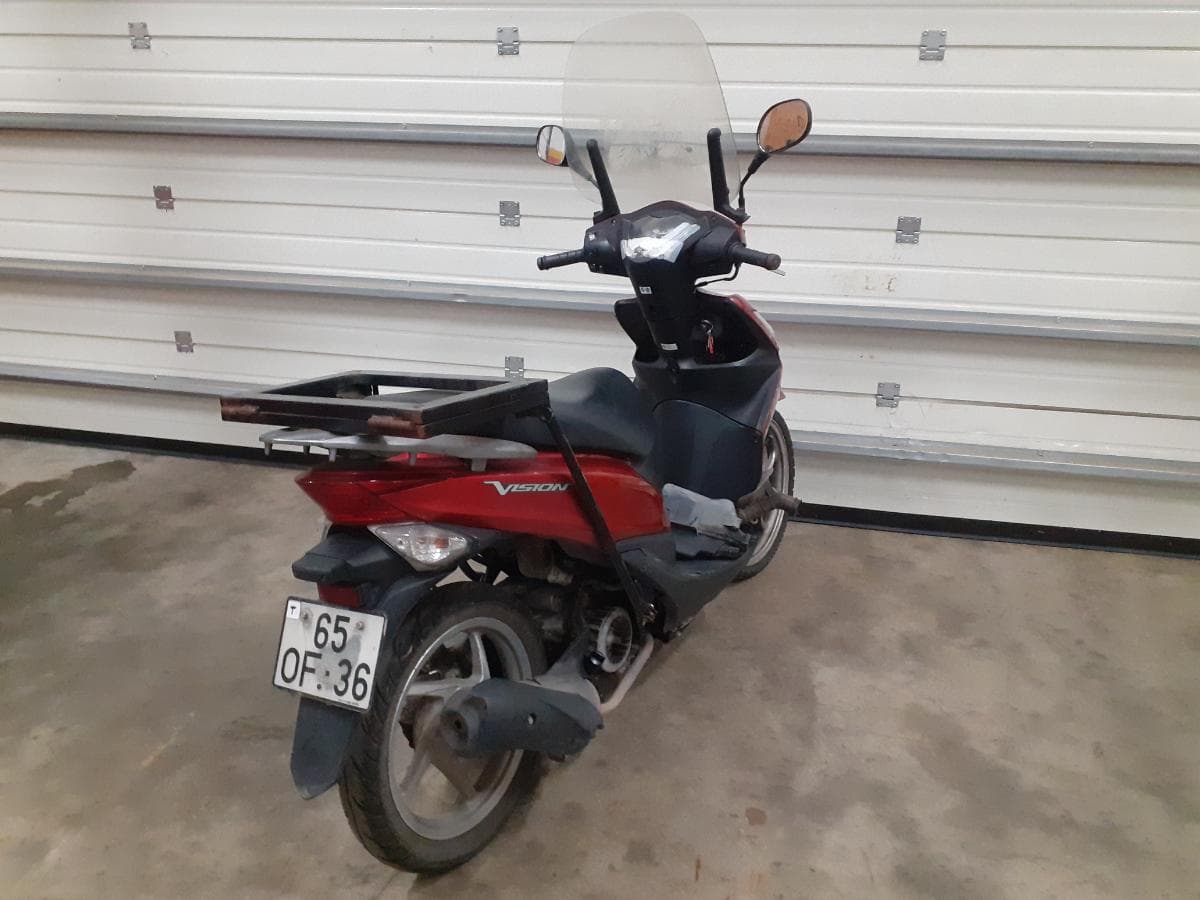 Honda Vision · Année 2013 — image 4