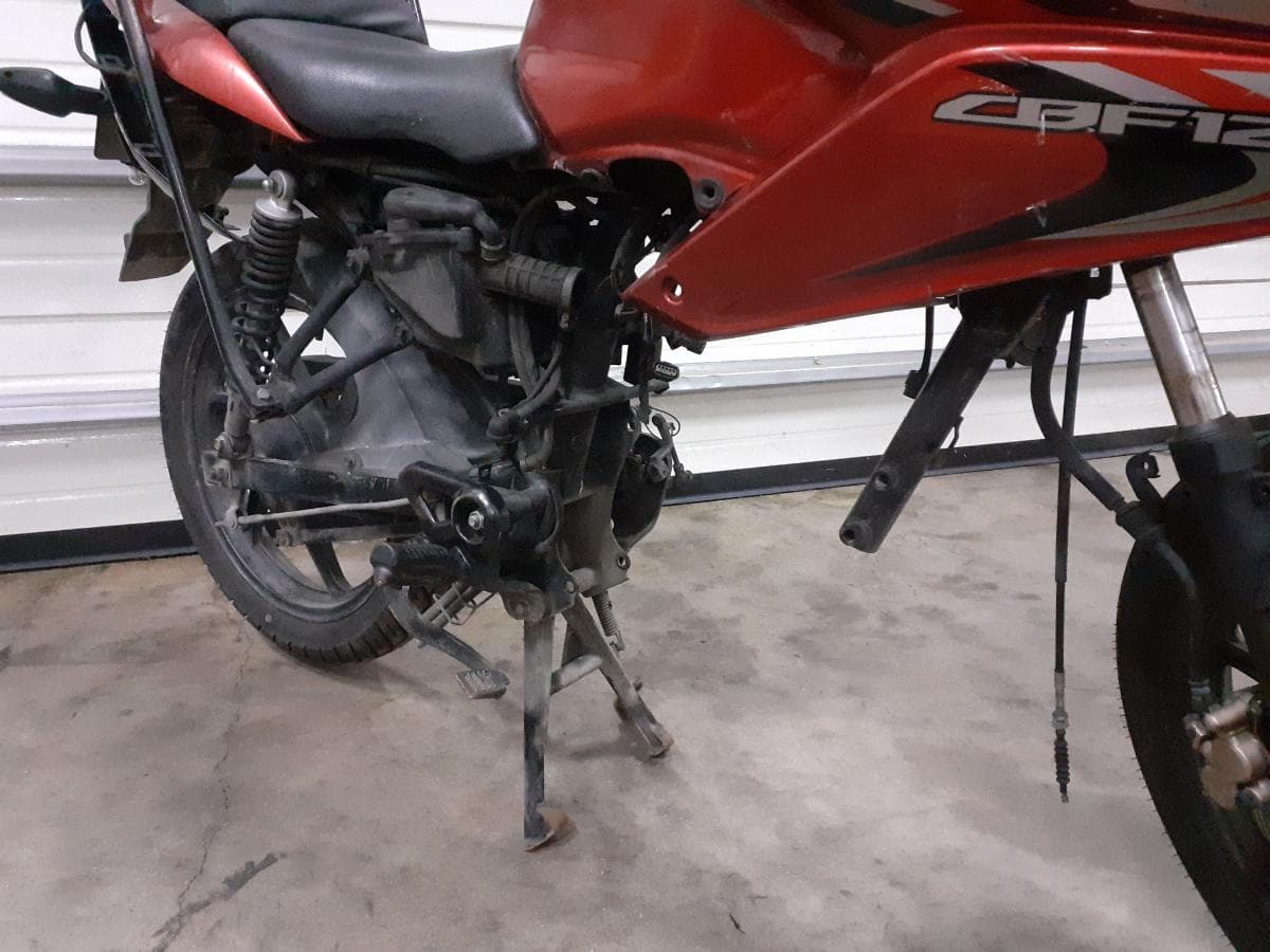 Honda CBF · Année 2013 — image 8