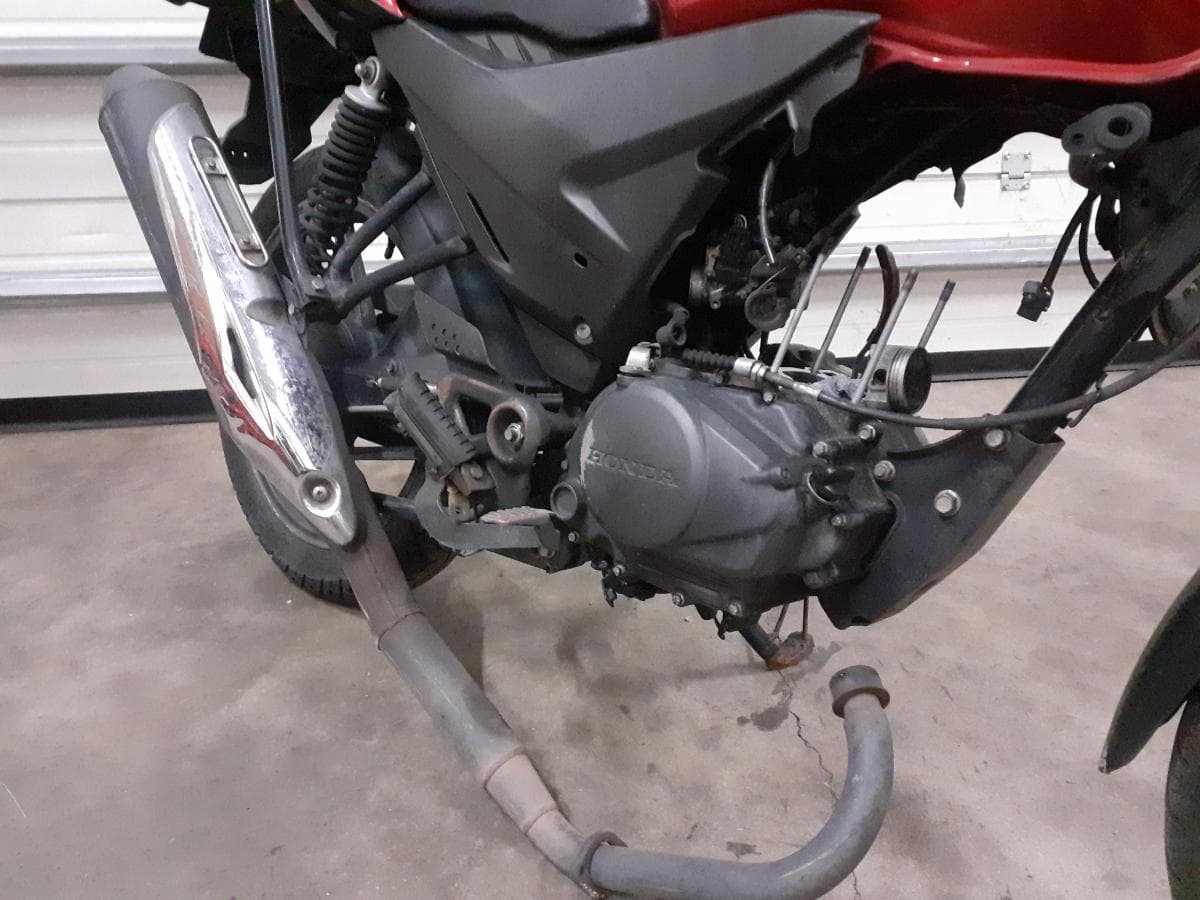 Honda CBF · Année 2014 — image 8