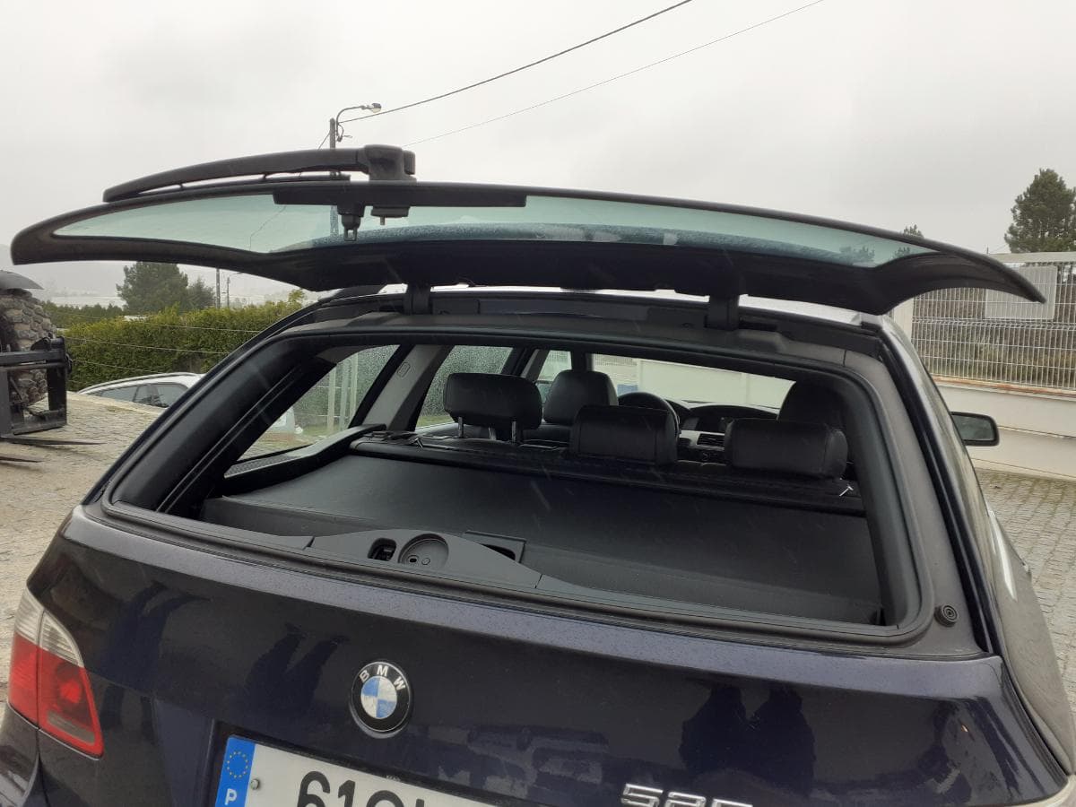BMW 525D · Ano 2004 — imagem 8