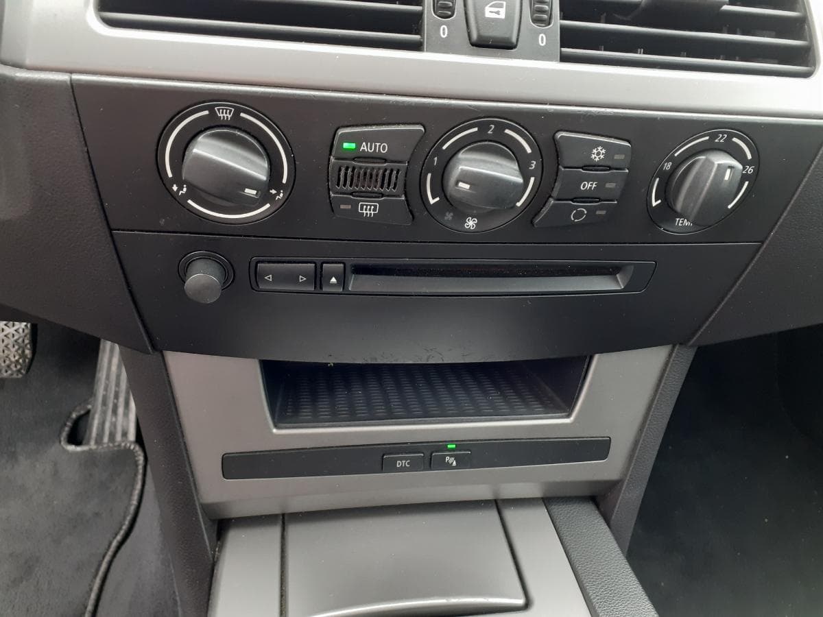 BMW 525D · Ano 2004 — imagem 17