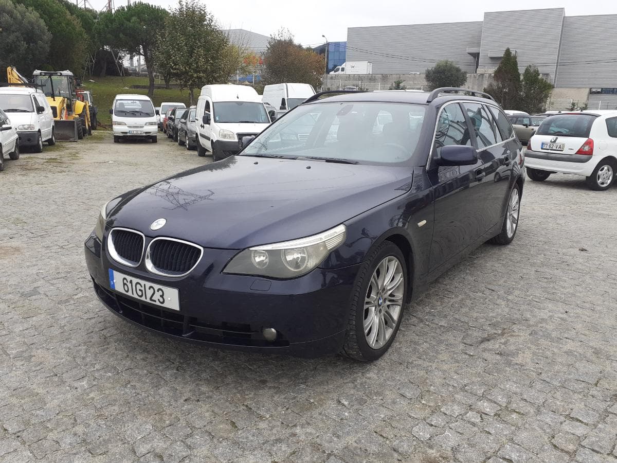 BMW 525D · Ano 2004 — imagem 3