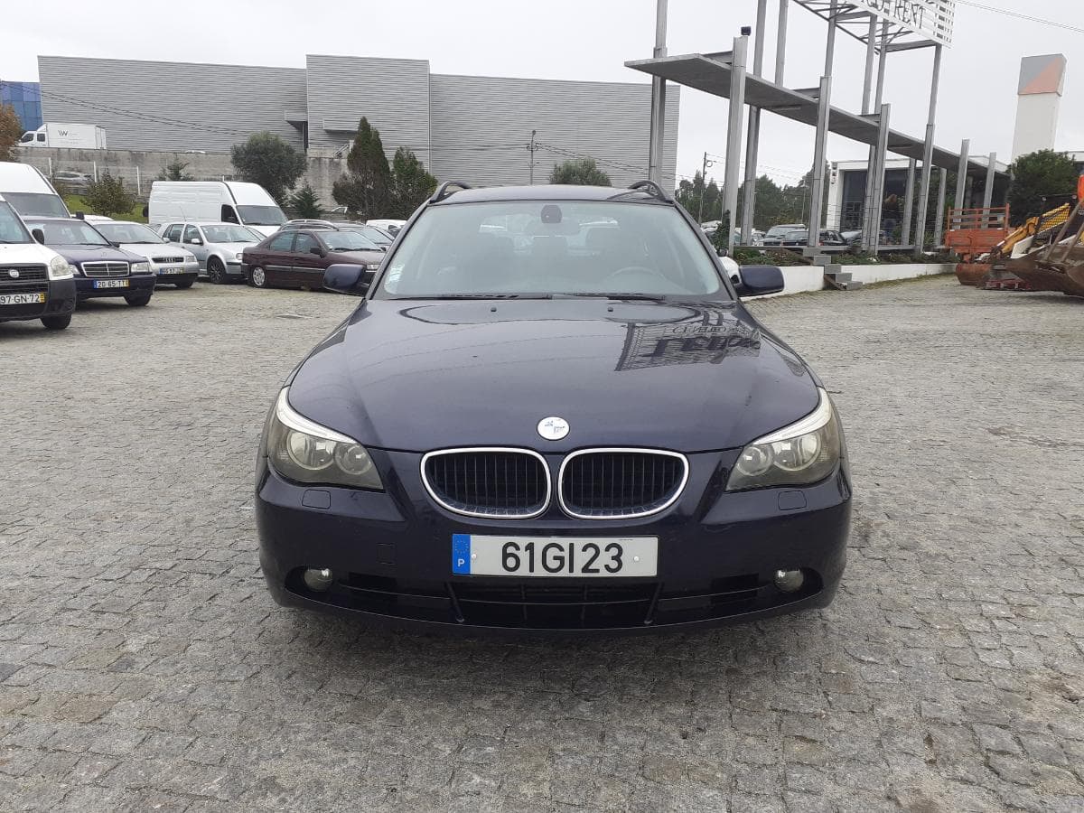 BMW 525D · Ano 2004 — imagem 2