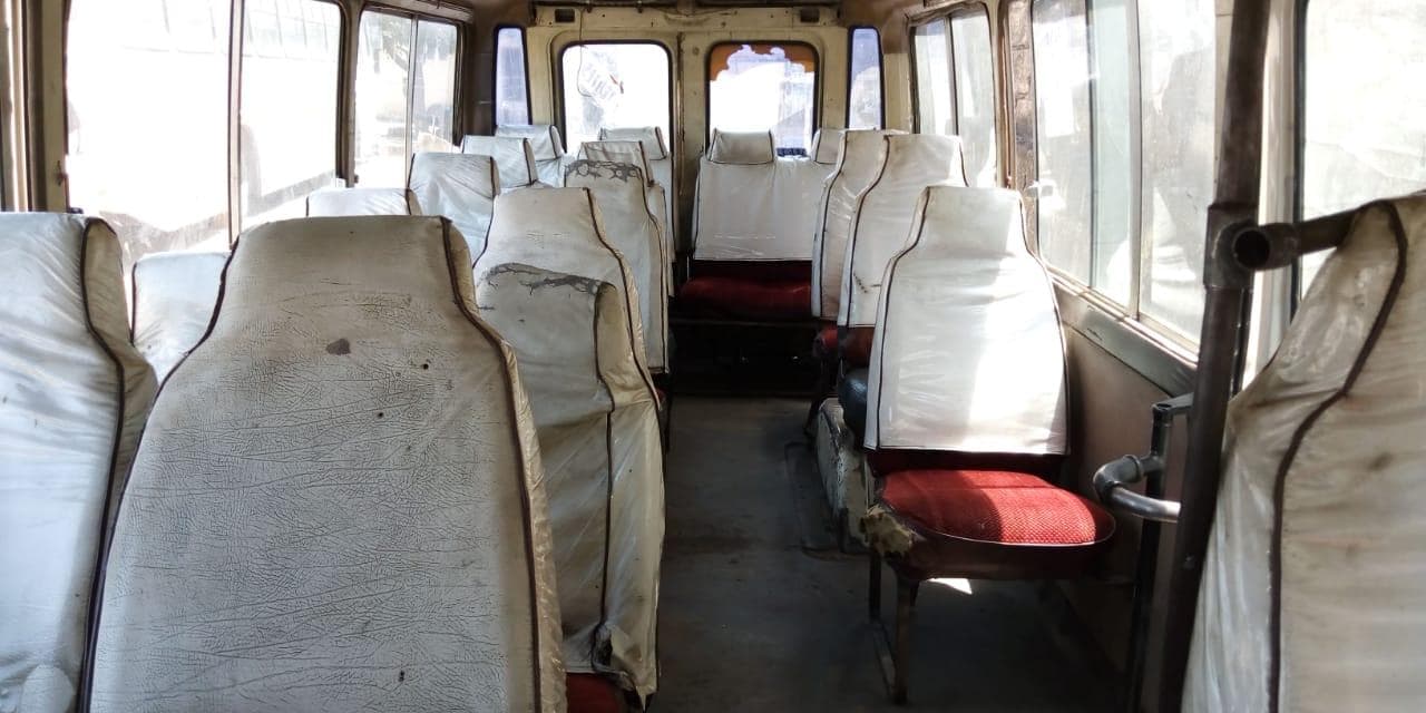 Toyota Coaster · — imagem 5