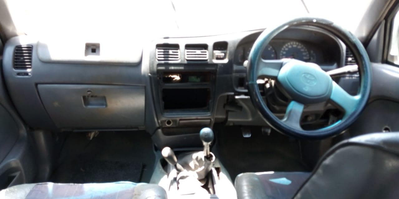 Toyota Hilux · — imagen 3