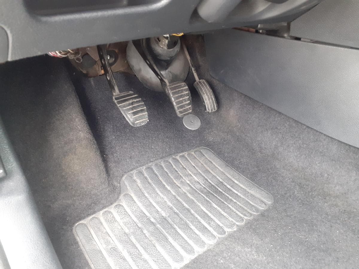 Renault Clio · Ano 2003 — imagem 16
