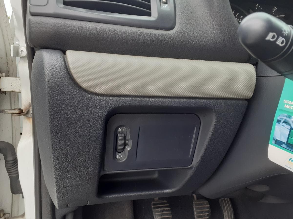 Renault Clio · Ano 2003 — imagem 18