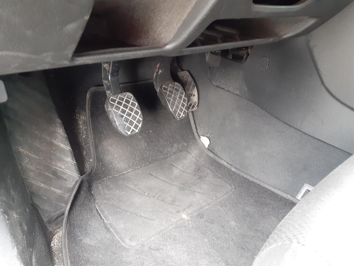 Audi A4  1.9 TDI · Ano 2003 · Quattro — imagem 16