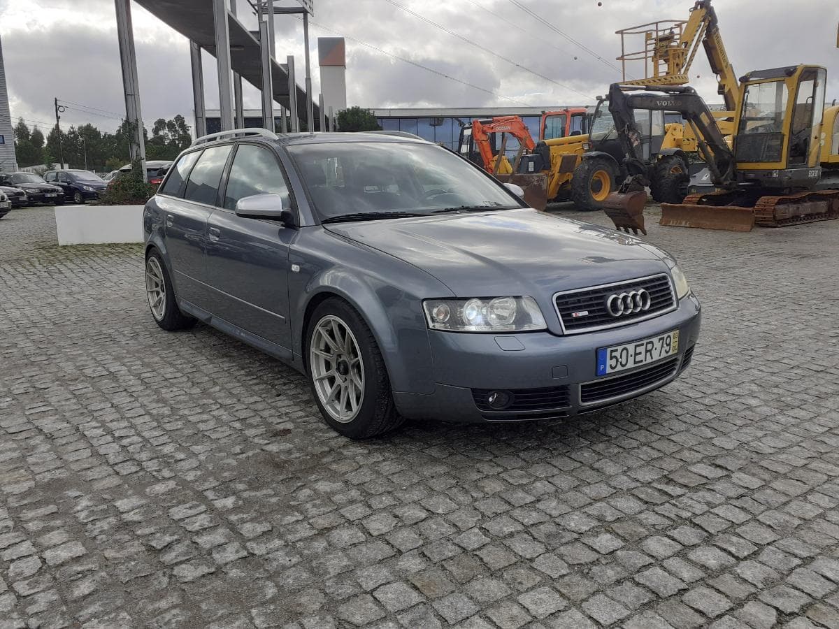 Audi A4  1.9 TDI · Ano 2003 · Quattro — imagem 1
