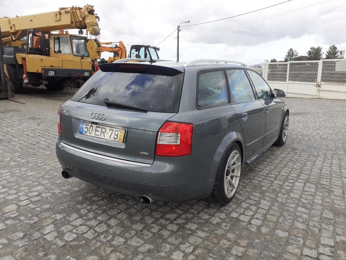 Audi A4  1.9 TDI · Ano 2003 · Quattro — imagem 6