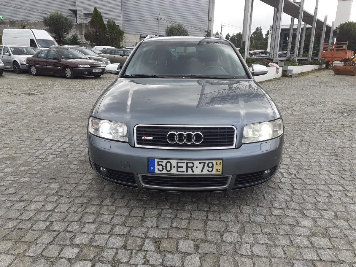 Audi A4  1.9 TDI · Ano 2003 · Quattro — imagem 2