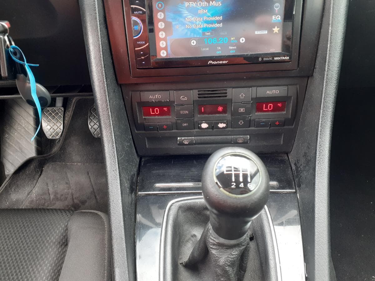 Audi A4  1.9 TDI · Ano 2003 · Quattro — imagem 19