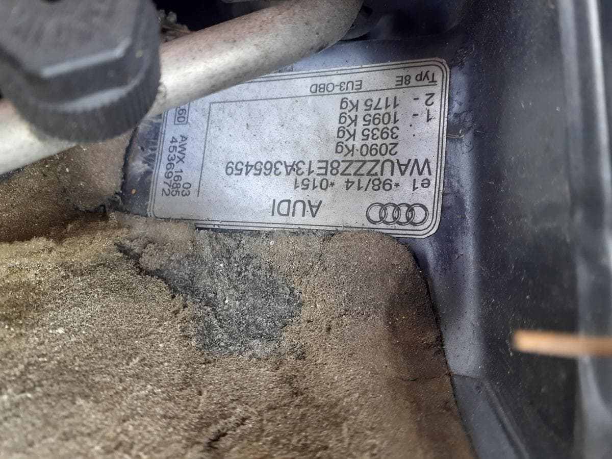 Audi A4  1.9 TDI · Ano 2003 · Quattro — imagem 24