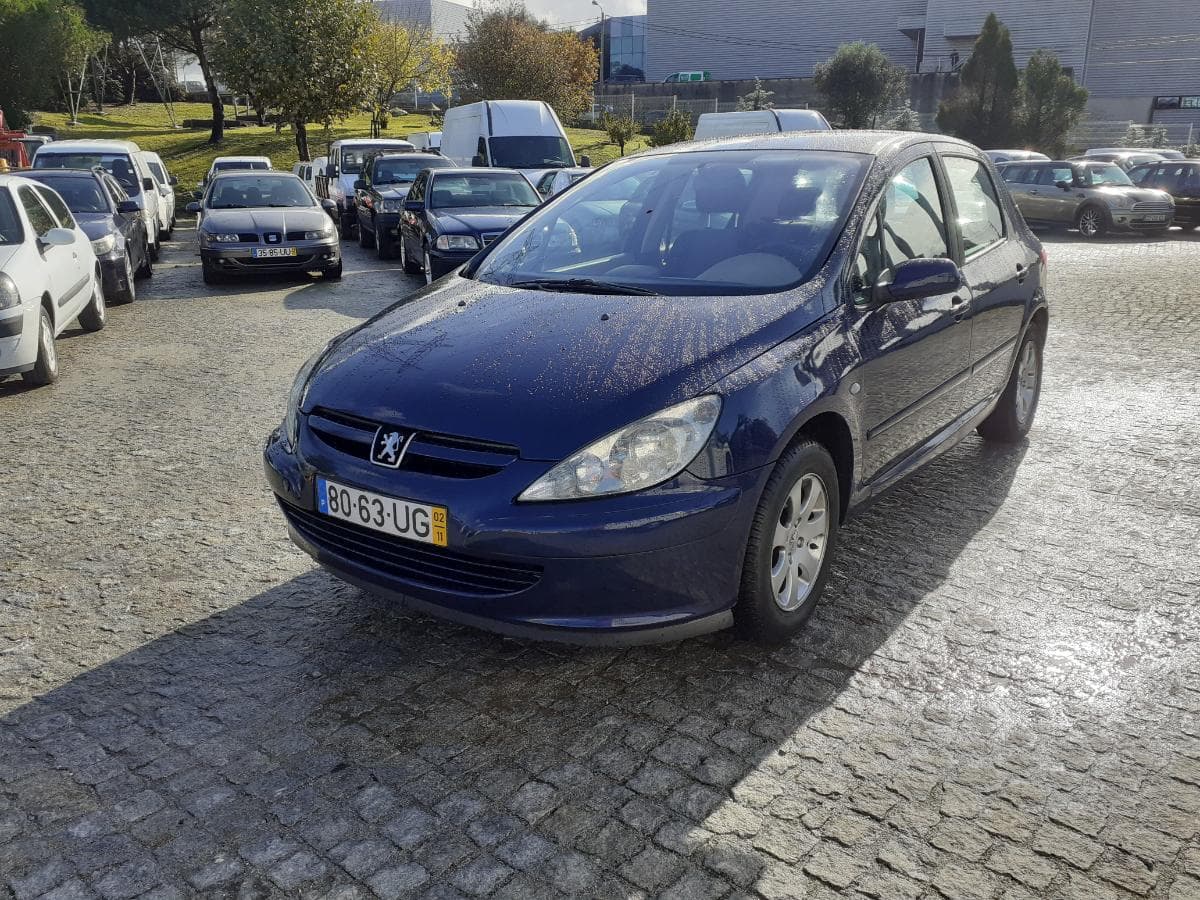 Peugeot 307 1.4 HDI · Ano 2002 — imagem 3