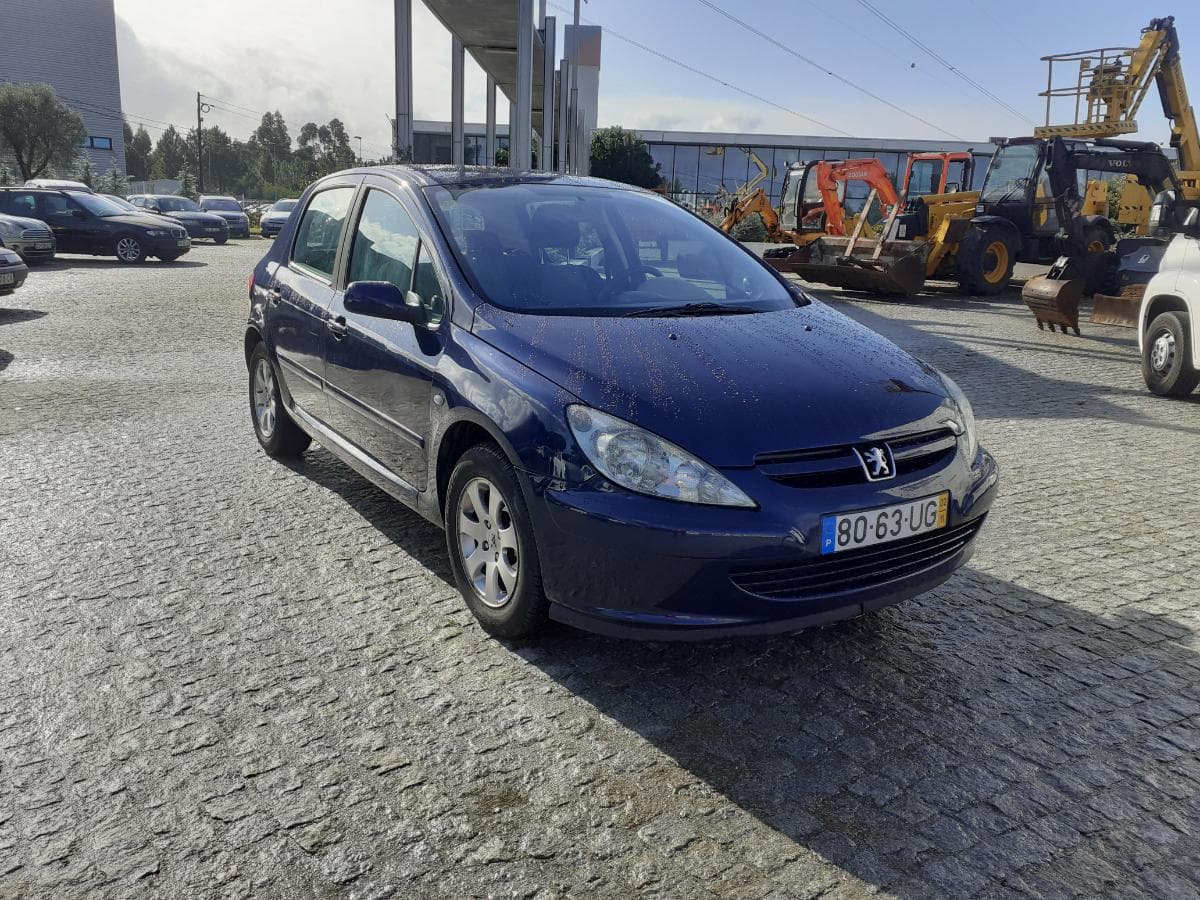 Peugeot 307 1.4 HDI · Ano 2002 — imagem 1