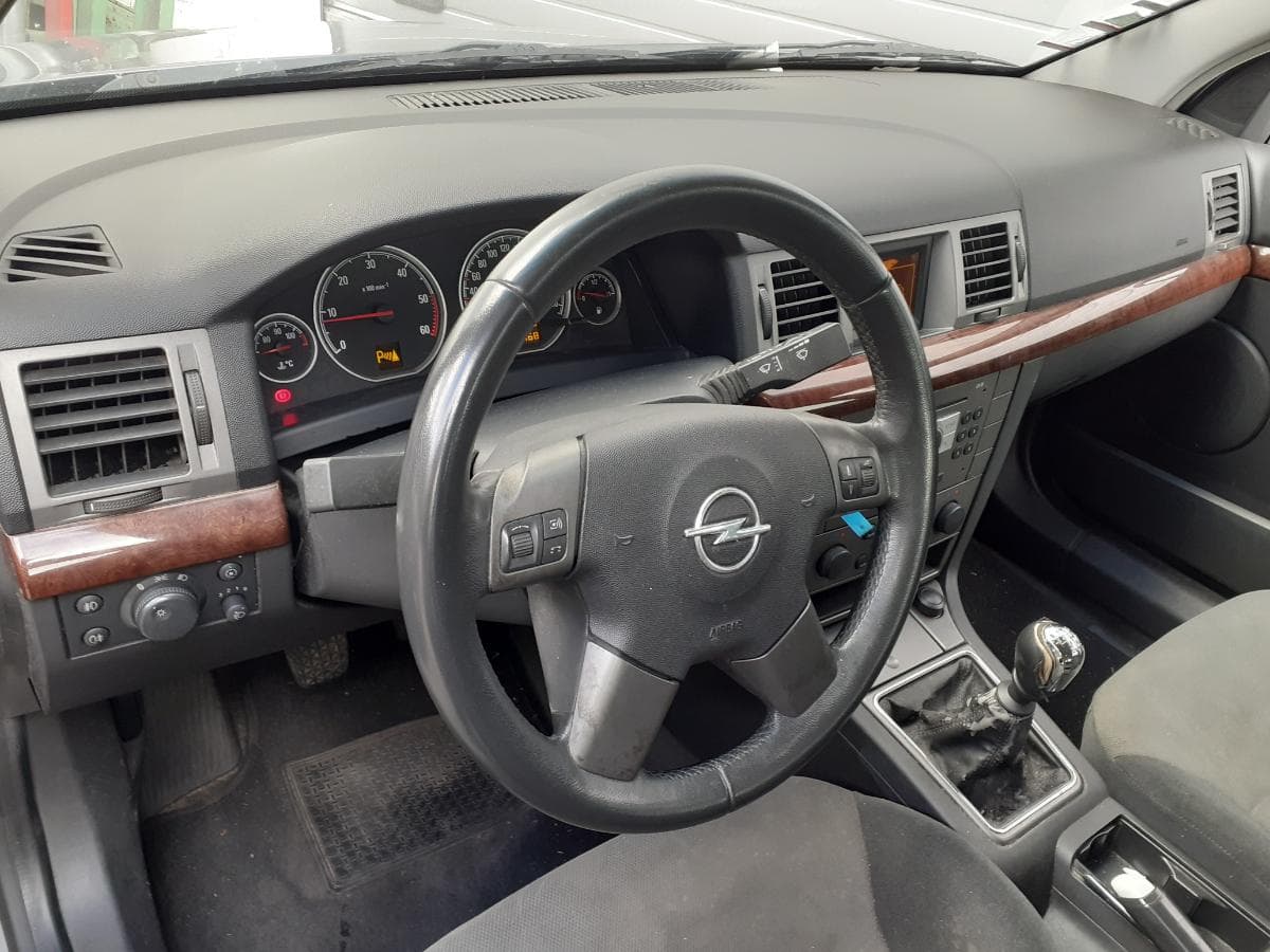 Opel Vectra 1.9 CDTI · Ano 2005 — imagem 13