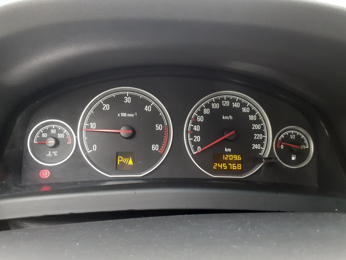 Opel Vectra 1.9 CDTI · Ano 2005 — imagem 16