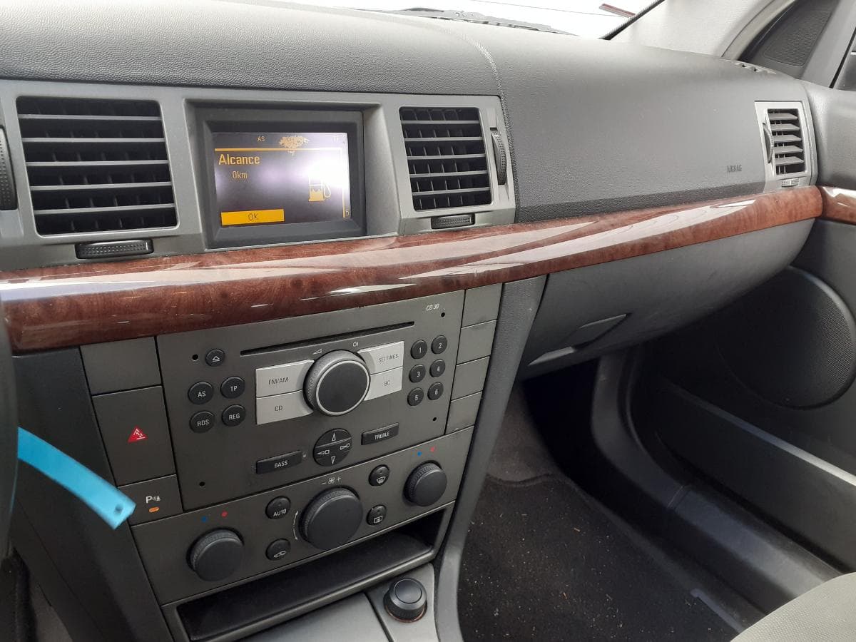 Opel Vectra 1.9 CDTI · Ano 2005 — imagem 18