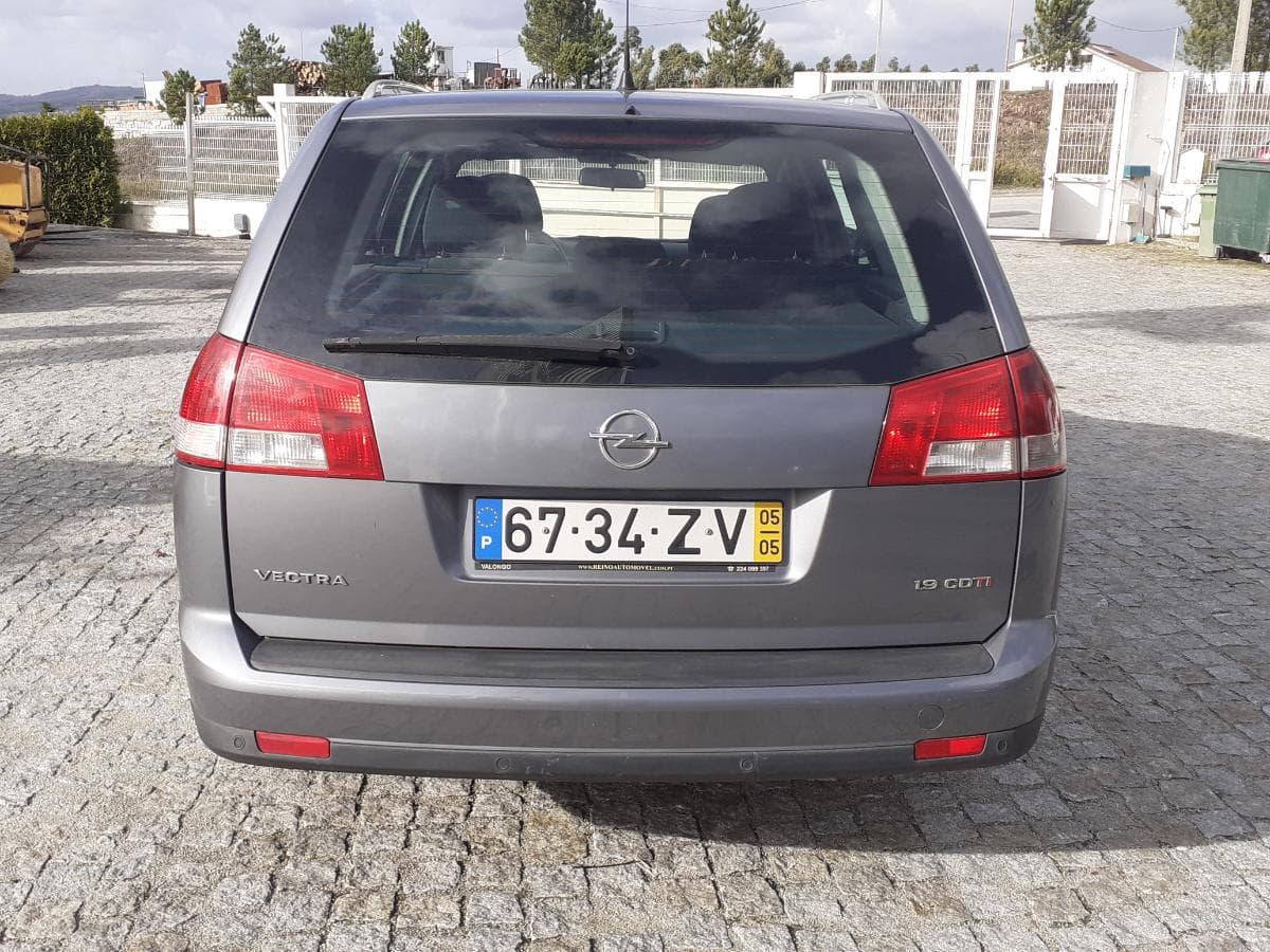 Opel Vectra 1.9 CDTI · Ano 2005 — imagem 5